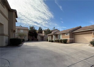 1477 Summer Glow Ave in Henderson, NV - Building Photo - Building Photo