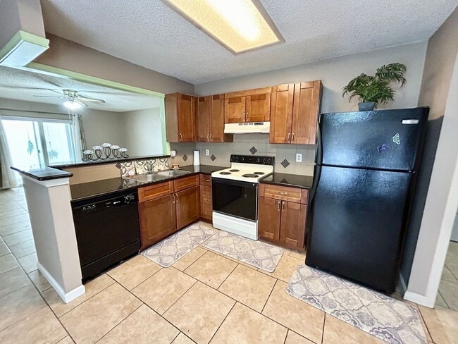 15431 Cross Vine in San Antonio, TX - Building Photo - Building Photo