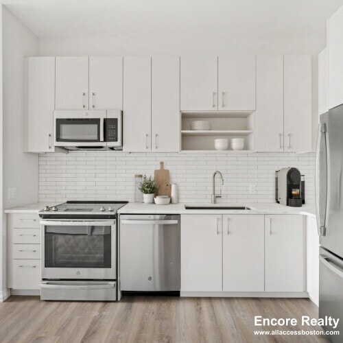 1 Washington St, Unit 410 in Brighton, MA - Foto de edificio