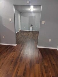 6829 Madrid St photo'