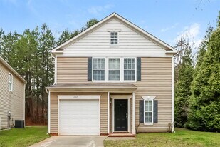 1907 Dunsmore Ln in Waxhaw, NC - Building Photo