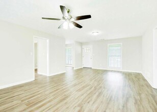 65 Salem Meadow Dr in Covington, GA - Building Photo - Building Photo