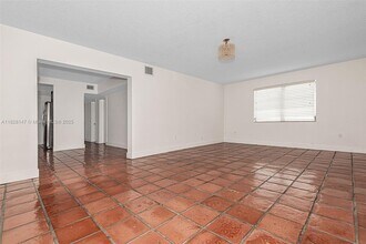 309 Bird Rd in Coral Gables, FL - Building Photo - Building Photo