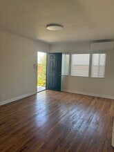 10720 Charnock Rd, Unit 10720.5 Charnock Rd, LA CA 90034 in Los Angeles, CA - Building Photo - Building Photo