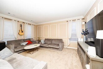 2106 Hunter Pl Ln in Arlington, TX - Building Photo - Building Photo