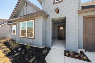 646 Grace Ln in Fredericksburg, TX - Building Photo - Building Photo