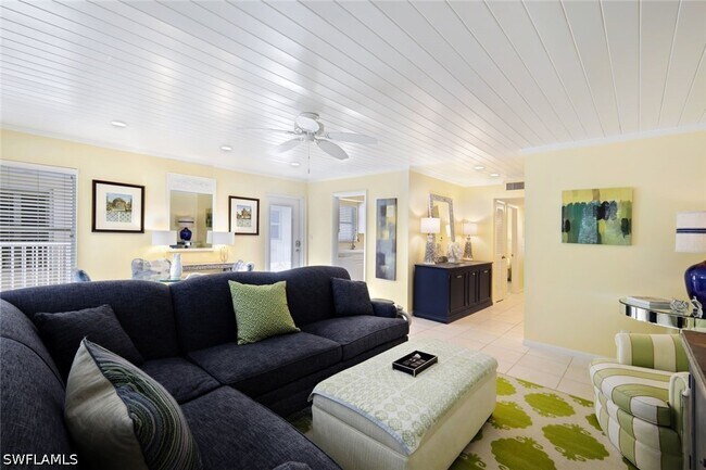 property at 286 4th St S