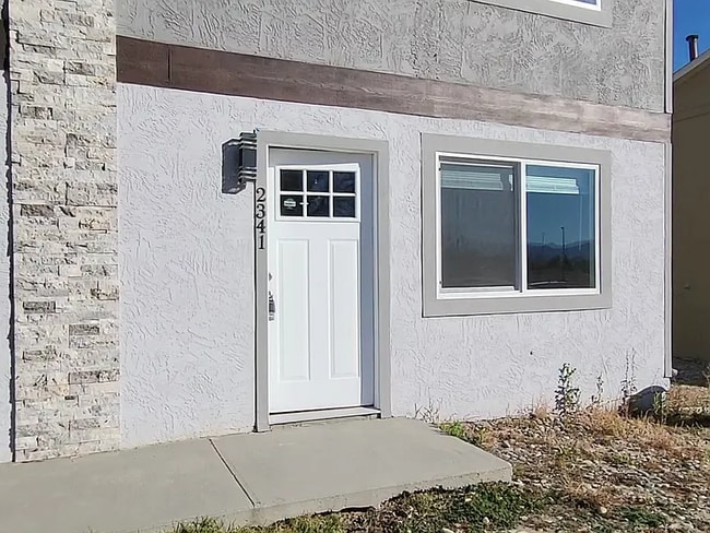 2341 Shawnee Dr in Colorado Springs, CO - Building Photo - Building Photo