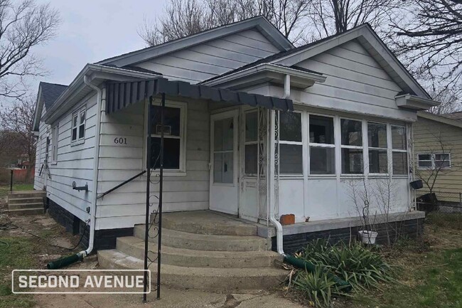 property at 601 S 30th St