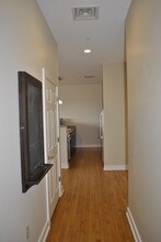 Central Living Senior Apartments in Huntington, IN - Foto de edificio - Building Photo