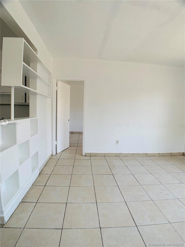12110 NE 8th Ave-Unit -C in North Miami, FL - Building Photo - Building Photo