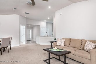 1361 Tupelo Cir in Cocoa, FL - Building Photo - Building Photo