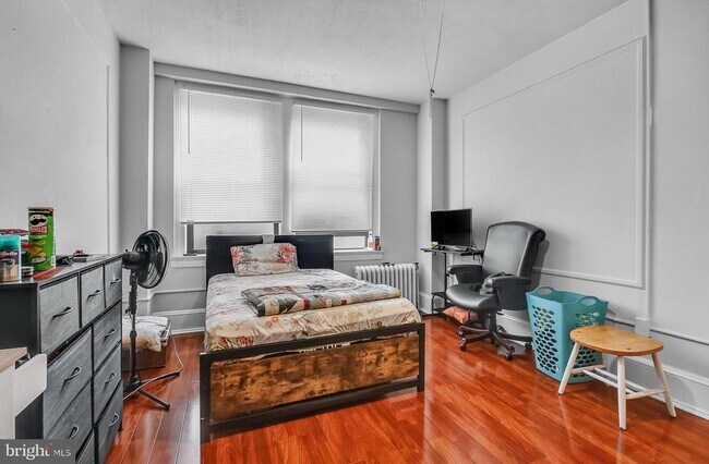 property at 1324 Locust St