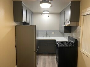 20360 Anza Ave, Unit 18B in Torrance, CA - Foto de edificio - Building Photo