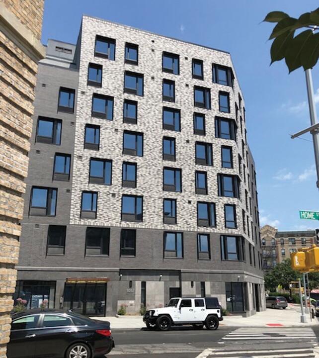 Home Street Residences in Bronx, NY - Building Photo