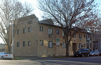 603 11th St in Sacramento, CA - Foto de edificio - Building Photo