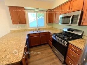 7492 Dallas Ln N in Maple Grove, MN - Building Photo - Building Photo