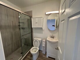 13408 Lochrin Ln, Unit ADU in Sylmar, CA - Building Photo