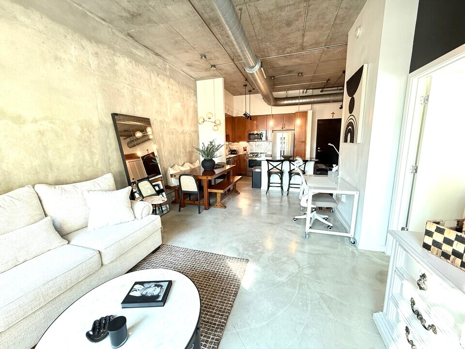 2001 Biscayne Blvd, Unit 2403 in Miami, FL - Foto de edificio