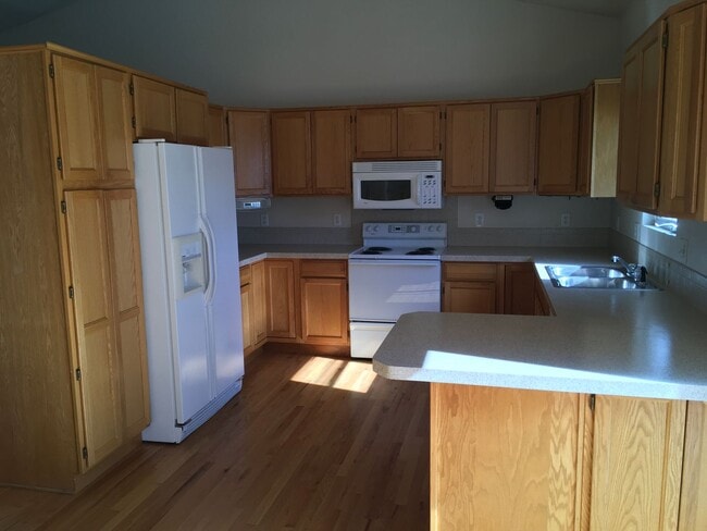 3103 Summit Ct in Cheyenne, WY - Building Photo - Building Photo