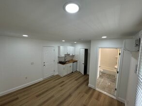 230 E 2nd St in Media, PA - Building Photo - Building Photo