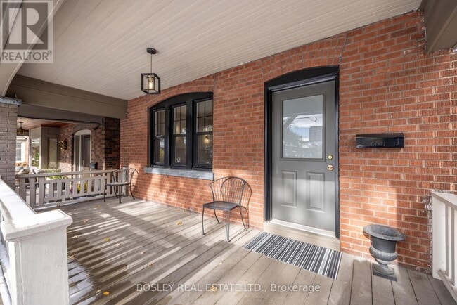 property at 88 Manor Rd E