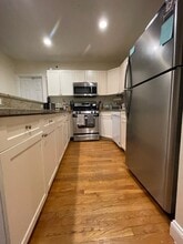 54 Egmont St, Unit 5 in Brookline, MA - Building Photo - Building Photo