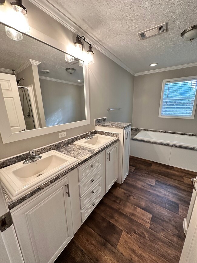 property at 253 Old Mobile Hwy