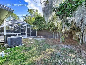 17307 Lockwood Ridge Dr in Tampa, FL - Building Photo - Building Photo