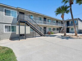 1386-1388 Martin Luther King Jr Ave in Long Beach, CA - Building Photo
