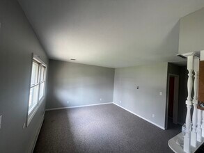 410 Frorer Ave in Lincoln, IL - Foto de edificio - Building Photo