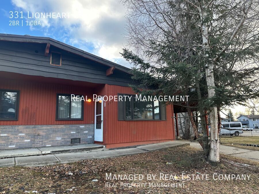 331 Lionheart Ct in Anchorage, AK - Building Photo