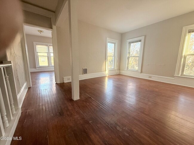 31 Union St in Glens Falls, NY - Building Photo - Building Photo