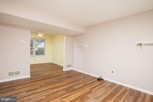 225 Cedar Dr in Quakertown, PA - Building Photo