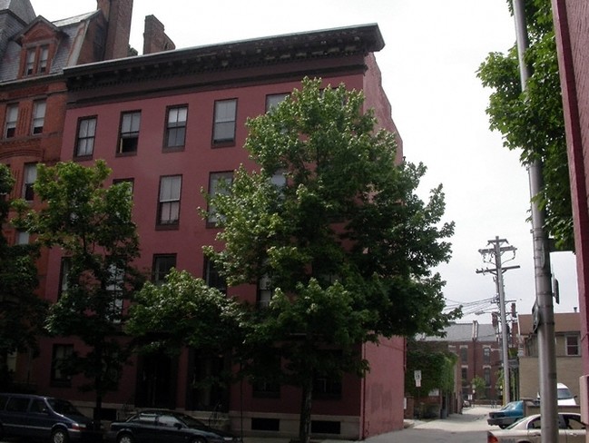 Mt. Vernon Flats in Baltimore, MD - Foto de edificio - Building Photo
