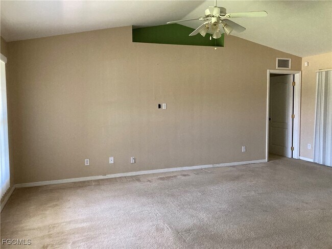 2802 10th St SW in Lehigh Acres, FL - Building Photo - Building Photo