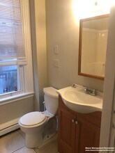38 Gardner St, Unit 2 in Boston, MA - Building Photo - Building Photo