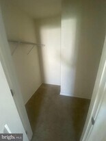 124 Mortimer St in Dunmore, PA - Building Photo