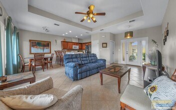 68 Torrey Pines Dr in Laguna Vista, TX - Building Photo - Building Photo