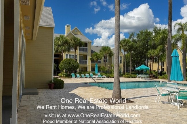 1029 S Hiawassee Rd in Orlando, FL - Building Photo - Building Photo