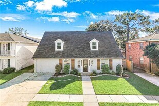 4513 Wade Dr, Unit 3031 in Metairie, LA - Building Photo