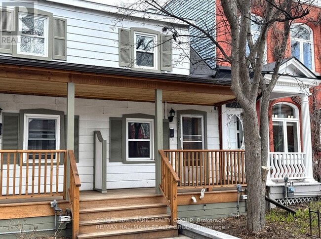 property at 231 St Andrew St