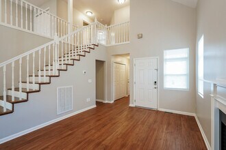 2005 Lassiter Dr in Goodlettsville, TN - Building Photo - Building Photo