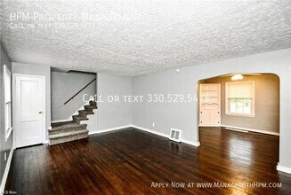 1699 Sunset Ave in Akron, OH - Building Photo - Building Photo