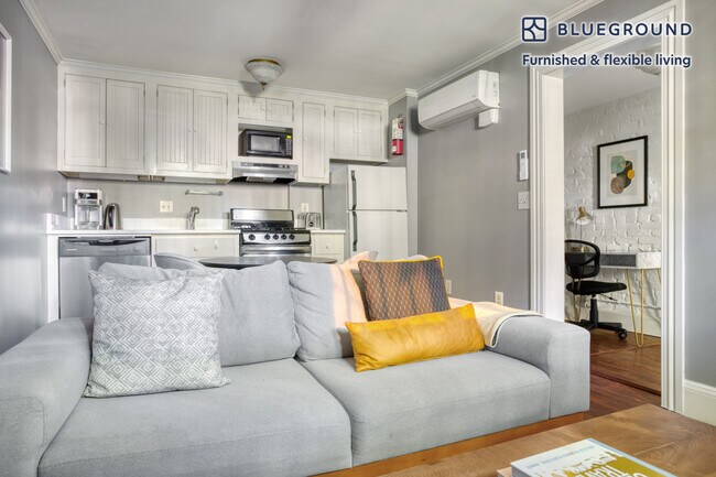 1503 Vermont Ave NW in Washington, DC - Foto de edificio - Building Photo