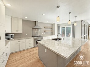 1520 Via Dorado in San Marcos, CA - Building Photo - Building Photo