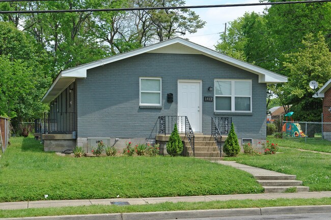 1412 Edgehill Ave in Nashville, TN - Building Photo - Building Photo