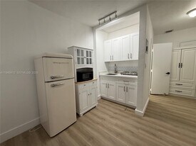 481 E 31st St in Hialeah, FL - Building Photo