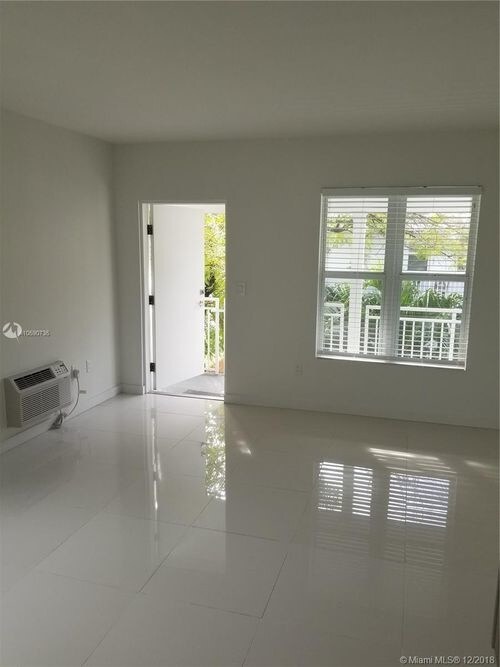 1419 West Ave-Unit -206 in Miami Beach, FL - Building Photo