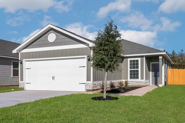 15479 Maple Ter Dr in Conroe, TX - Building Photo - Building Photo